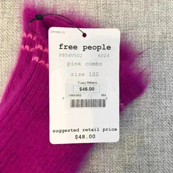 Free People Mittens Gloves Pink Angora - Picture 3 of 6
